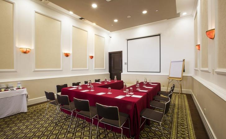 Constelación V Krystal® Satélite María Bárbara Cidade do México Constelación V Krystal® Satélite María Bárbara Cidade do México